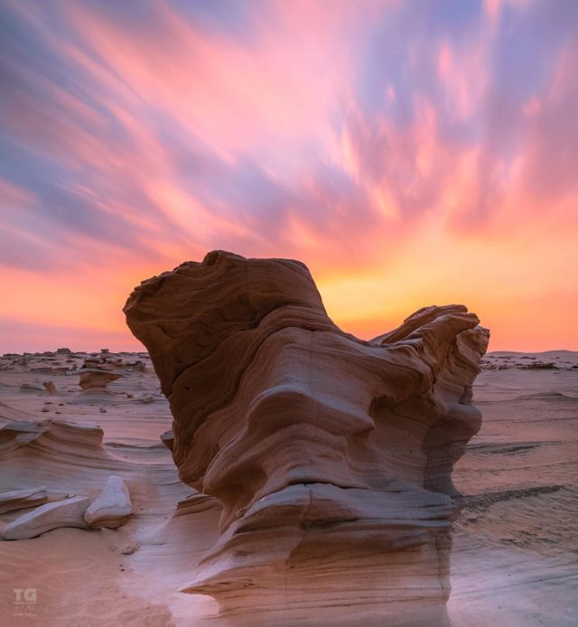 الأحافير الكثبان في أبوظبي Fossil Dunes in Abu Dhabi