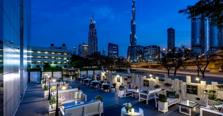 مطاعم فندق دوست ثاني دبي