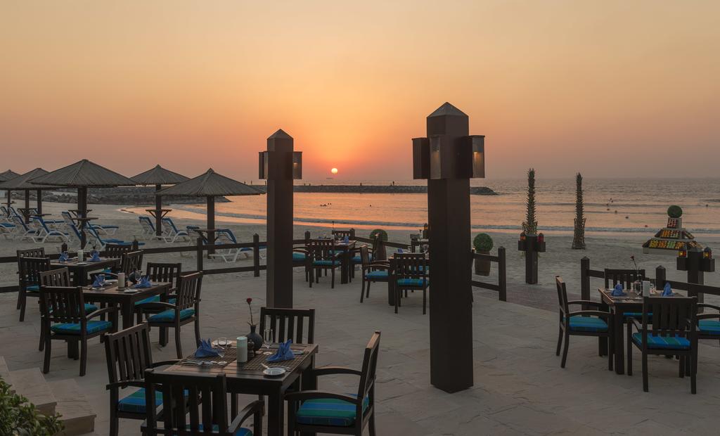 فندق كورال بيتش Coral Beach Resort Sharjah
