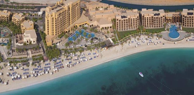 عروض عيد الأم في منتجع وسبا دبل تري من هيلتون جزيرة المرجان DoubleTree by Hilton Resort & Spa Marjan Island