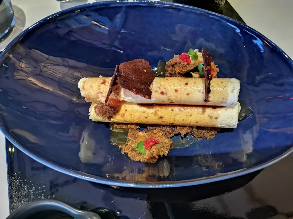 مطعم كيو وجهة يابانية عصرية في دبي