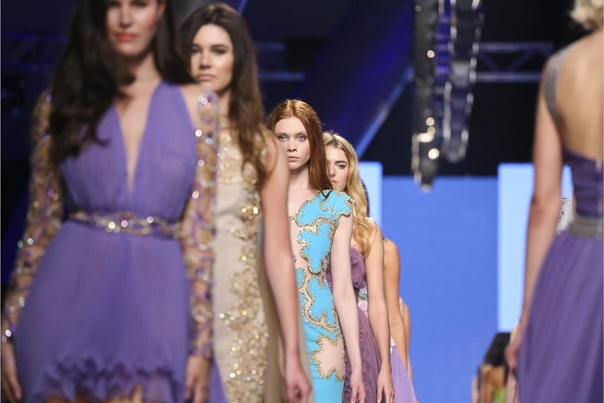 أسبوع الموضة العربي 2019 يعرض أحدث الصيحات في عالم الأزياء بدبي