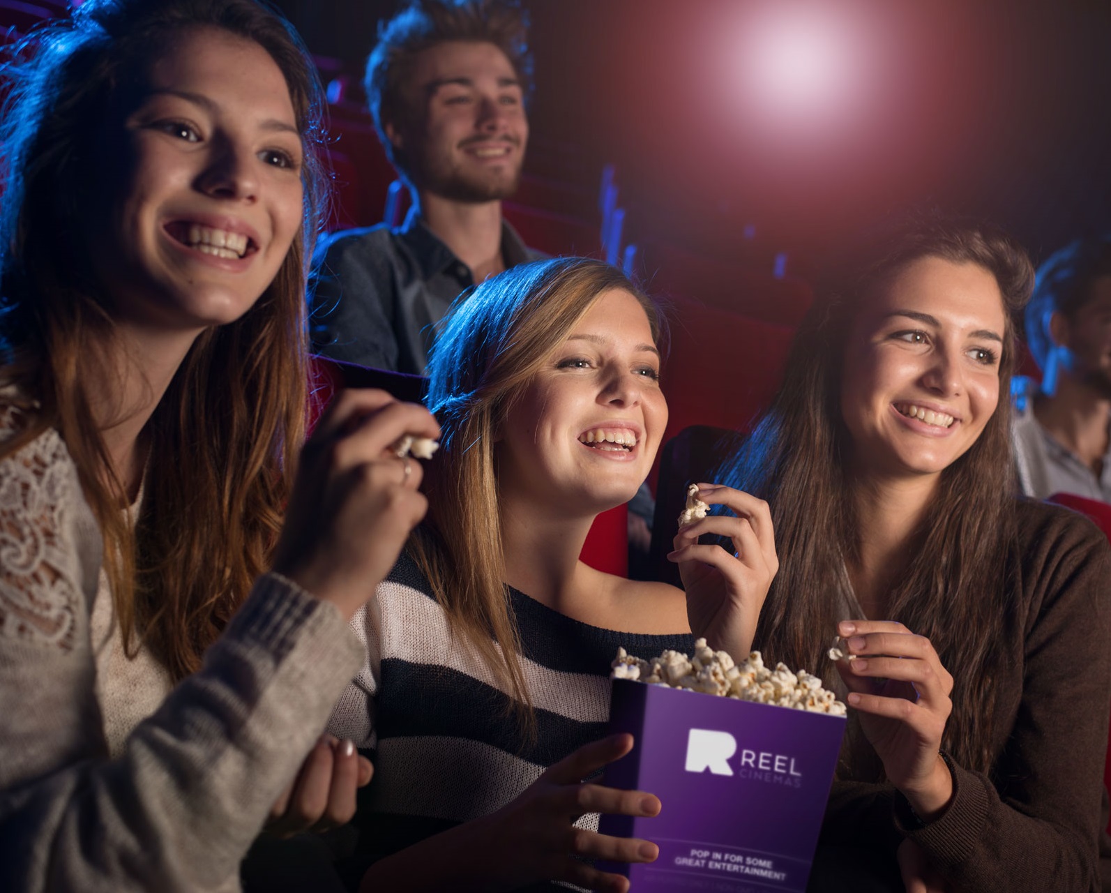 ريل سينما دبي مارينا مول تقدم أسعار خاصة بالطلاب أيام الإثنين