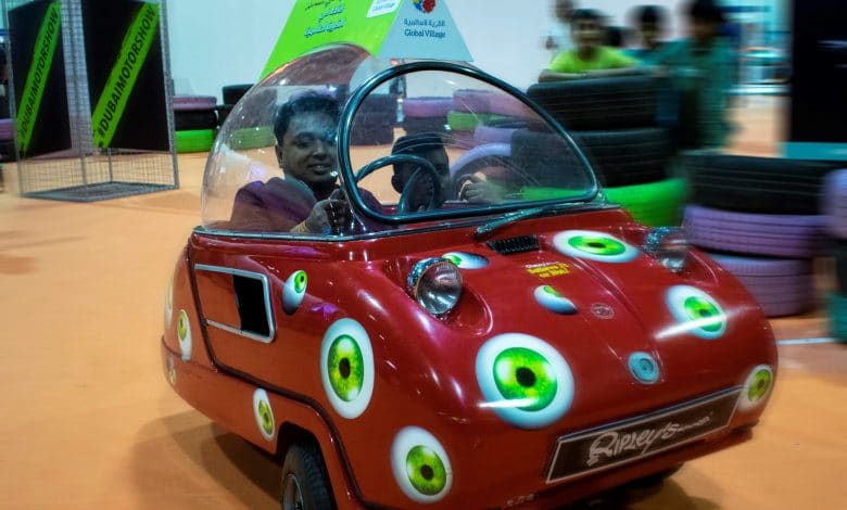 Ripleys_Peel_Car_-_Global_Village_Dubai_International_Motor_Show_Appearance_50
