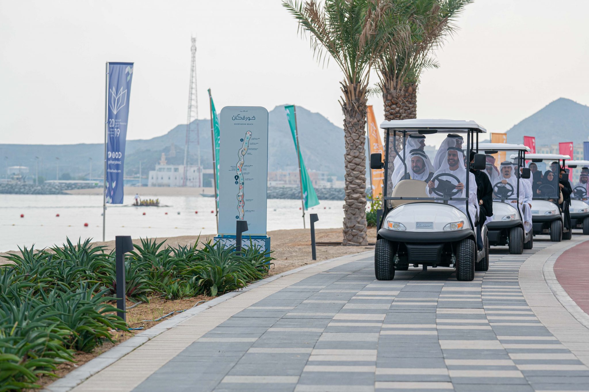 شاطئ خورفكان الأول من نوعه في الإمارات