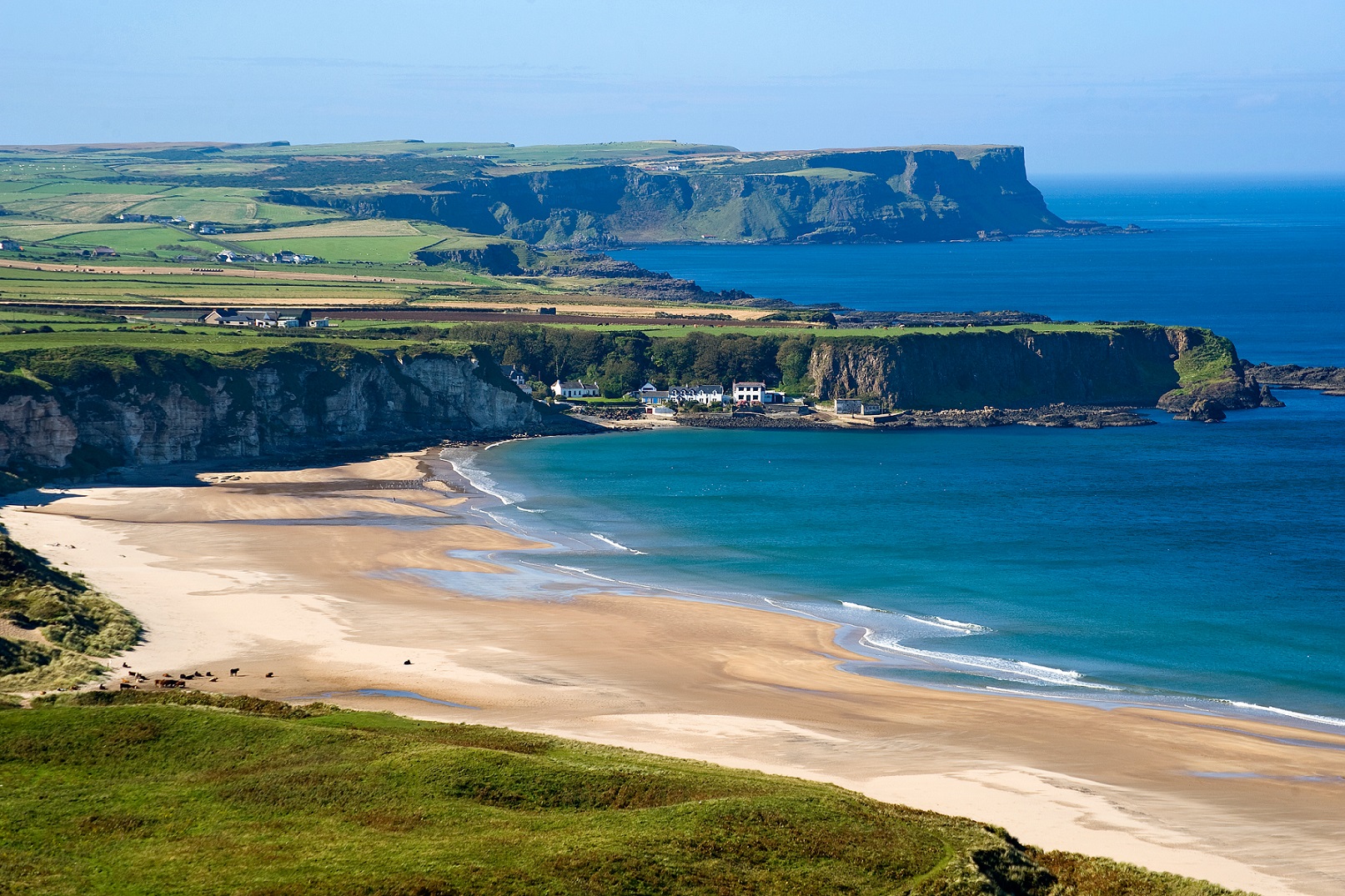 ما الذي يجعل جزيرة أيرلندا الوجهة المثالية لقضاء عطلات سنة 2020 ؟