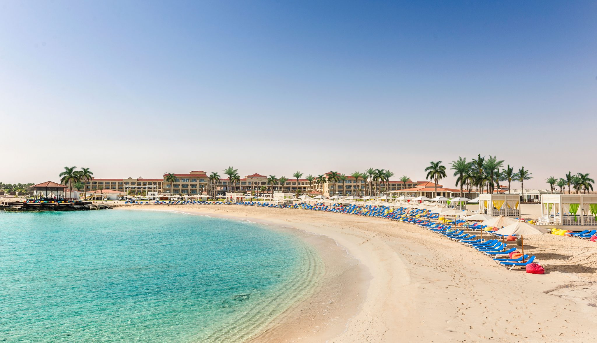 مجموعة فنادق ومنتجعات ريكسوس تستعد لإعادة إفتتاح فنادقها في مصر