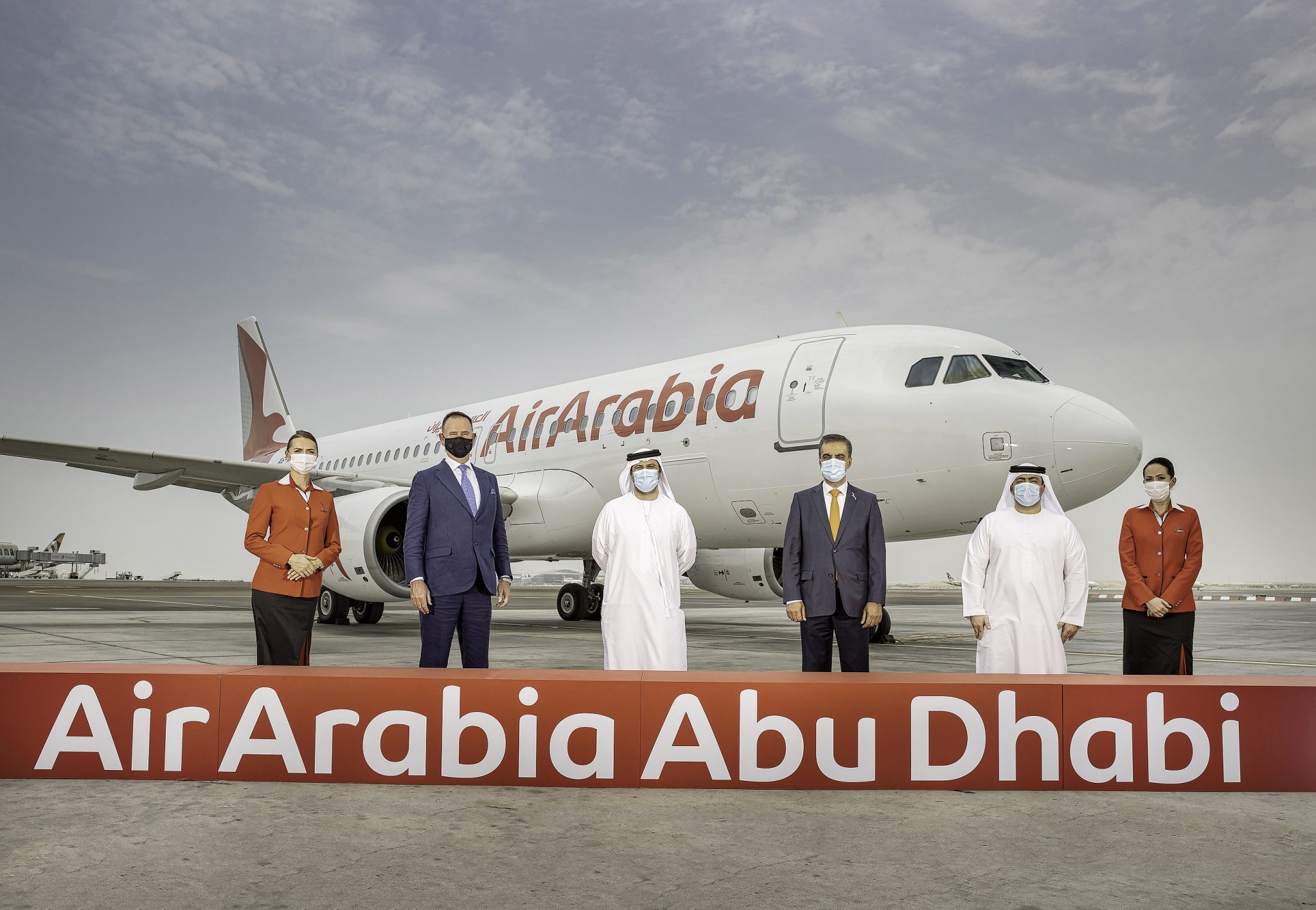 العربية للطيران أبوظبي تطلق أولى عملياتها التشغيلية رسمياً