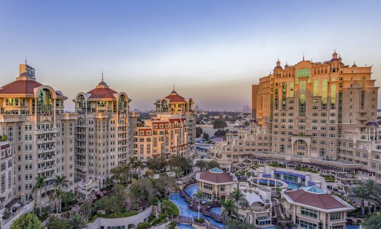 إكتشفوا معنا بالفيديو الجناح الرئاسي في فندق سويس اوتيل المروج دبي