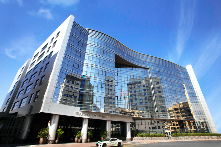 فندق جراند كوزموبوليتان دبي يفتتح أبوابه رسمياً ويعلن عن عرضه للصيف 2020