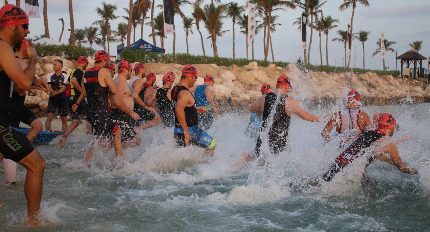 دبي تستضيف سباق كينغ آند كوين سويم للسباحة 2020