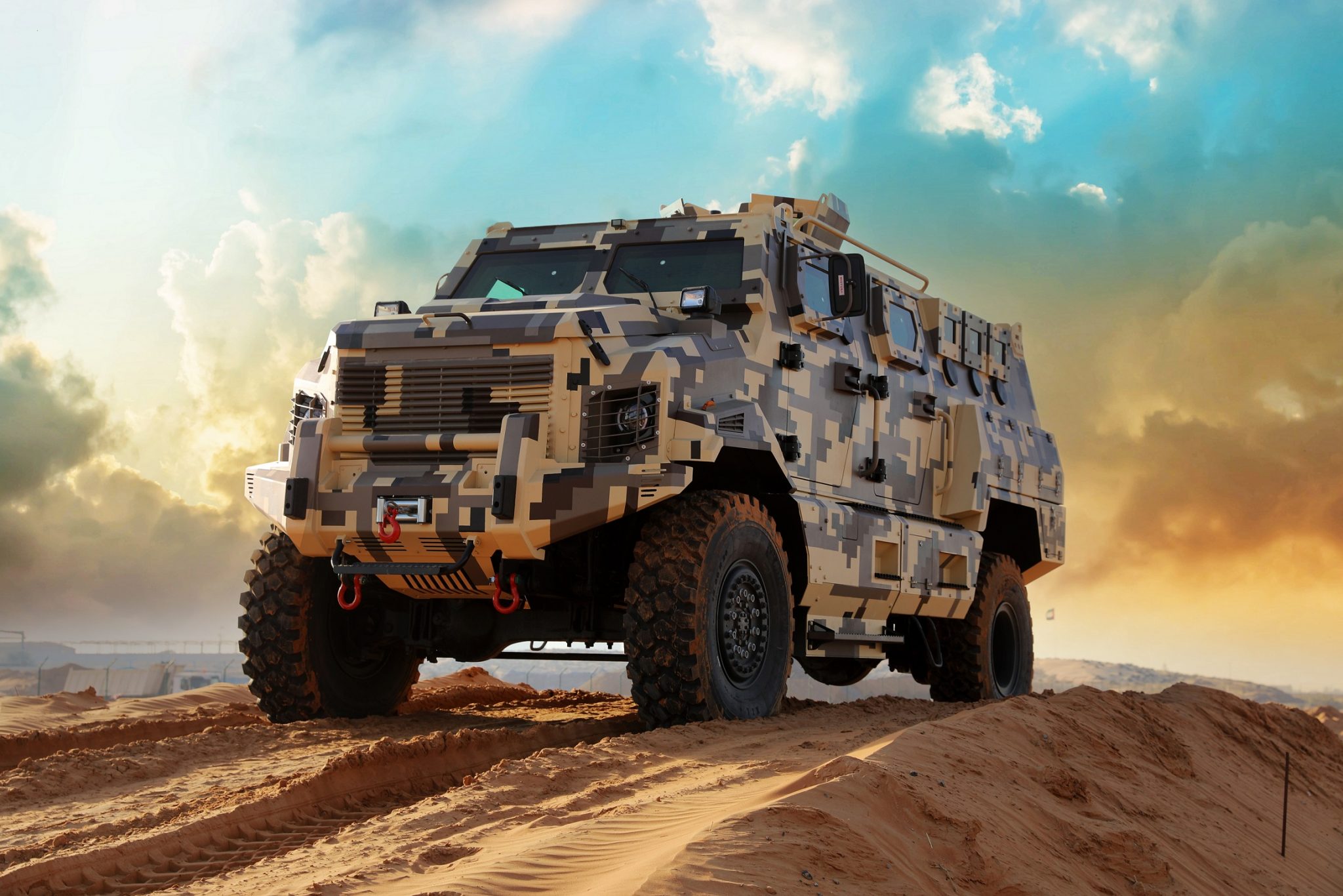 مجموعة ستريت الإماراتية تطلق أربع مركبات جديدة مصنعة محلياً