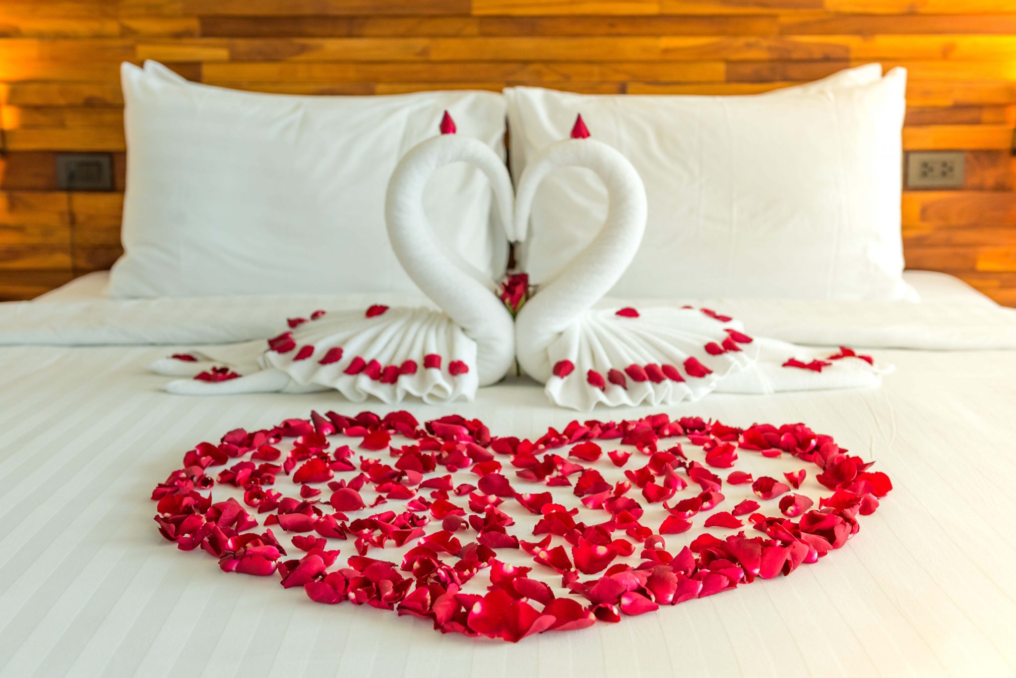 عروض فندق إتش دبي لعيد الحب 2021 خلال شهر فبراير