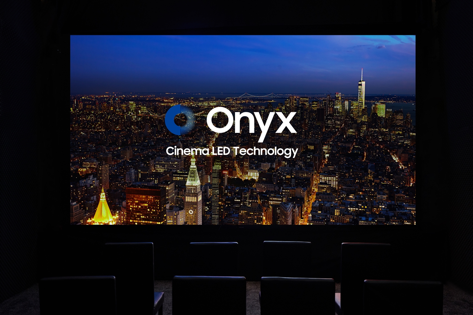 تركيب أول شاشة ONYX Cinema LED في فوكس سينما دبي