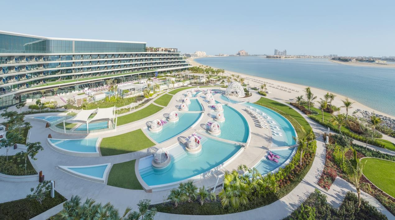 عروض الإجازات المذهلة 2021 في فندق دبليو دبي – النخلة