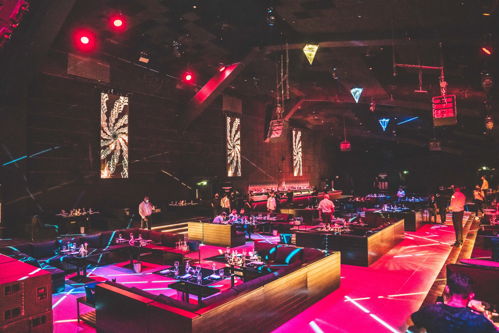 BLACK Dubai’s Biggest Indoor Club – Now Open (2)