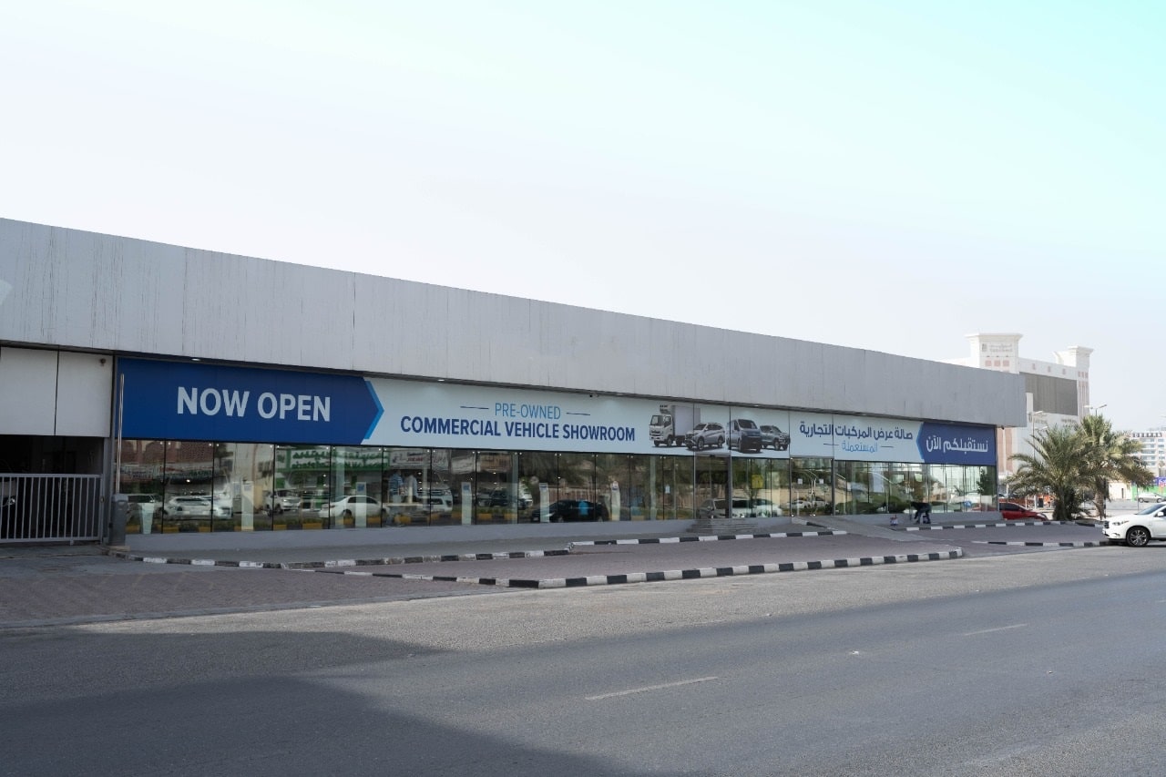 Ajman – Showroom’s Exterior-min