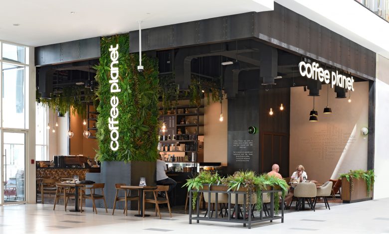كوفي بلانيت تفتتح أول مقهى محلي لها في دبي