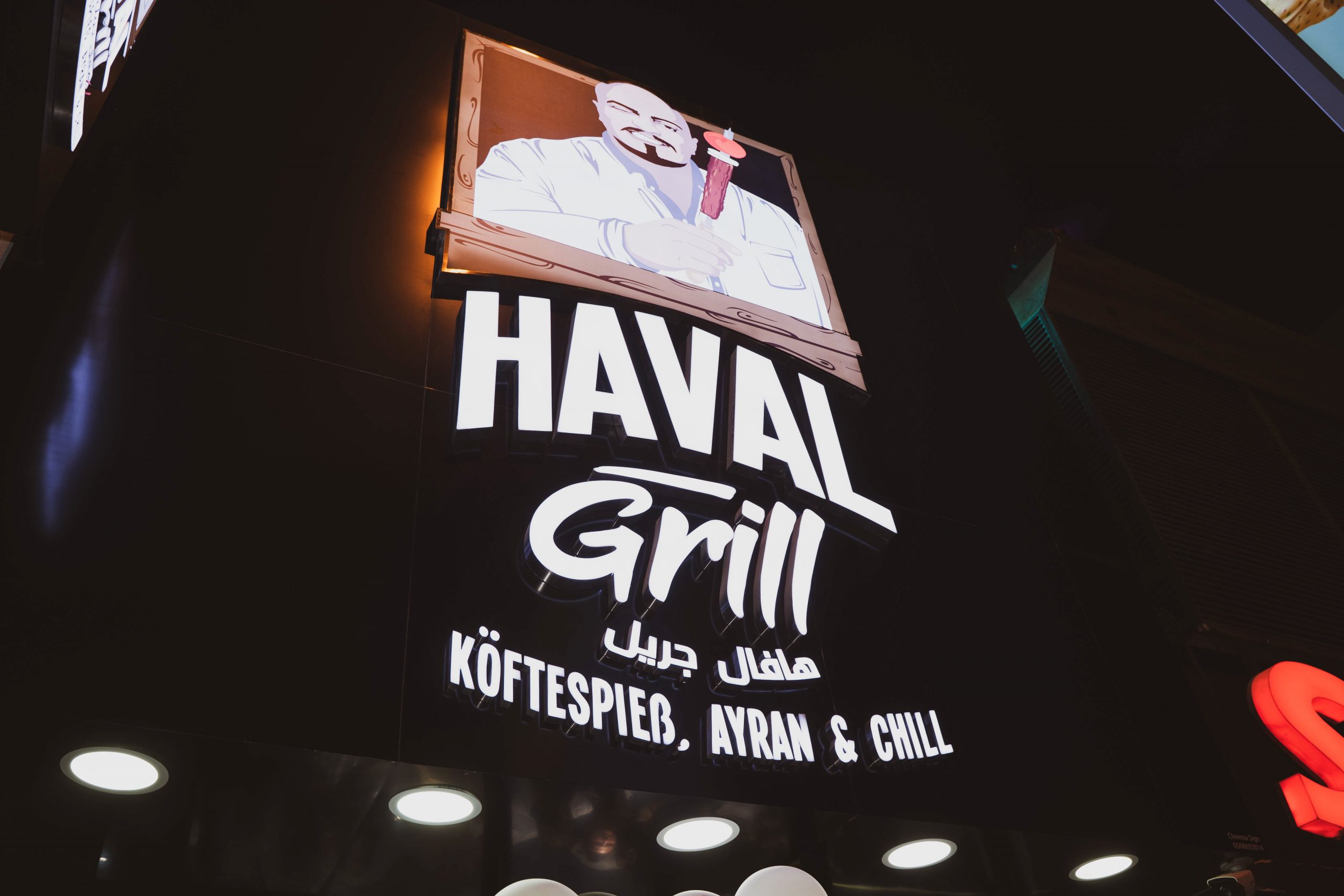 إفتتاح أول فروع مطعم هافال جريل في إمارة دبي