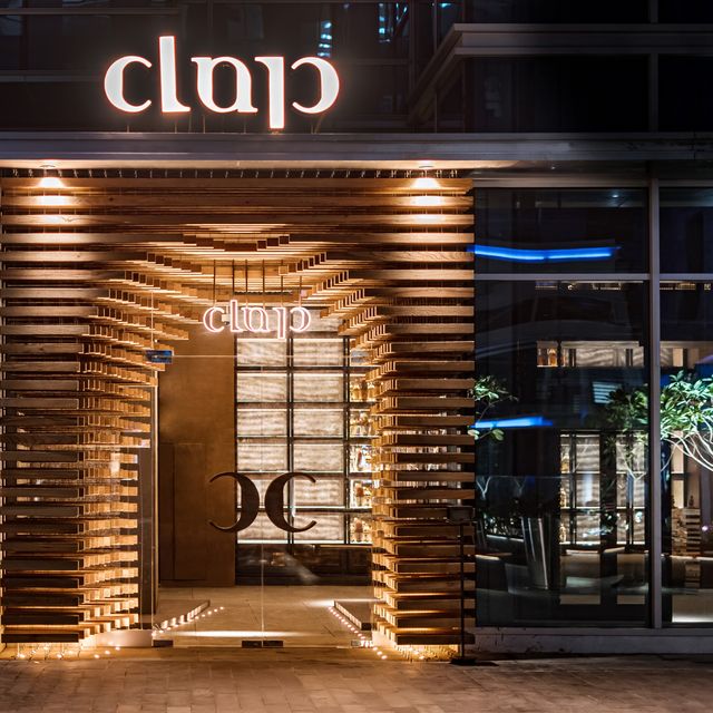 مطعم CLAP Dubai