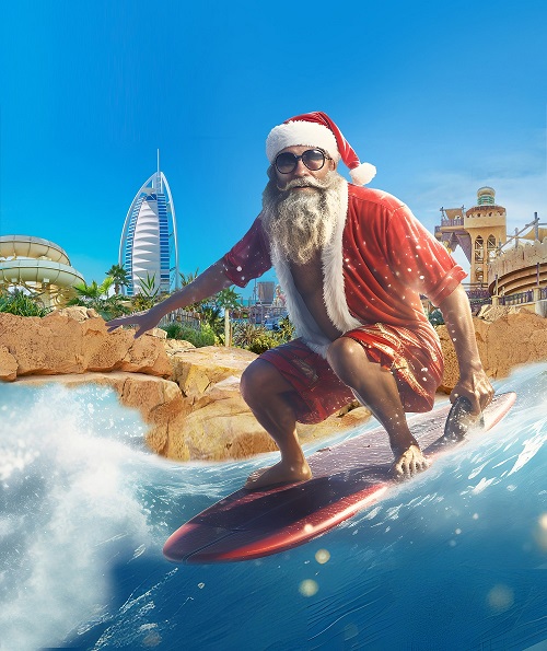 مشاهدة بابا نويل وهو يمارس رياضة ركوب الأمواج
